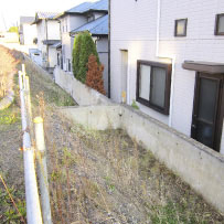 コンクリート擁壁解体画像